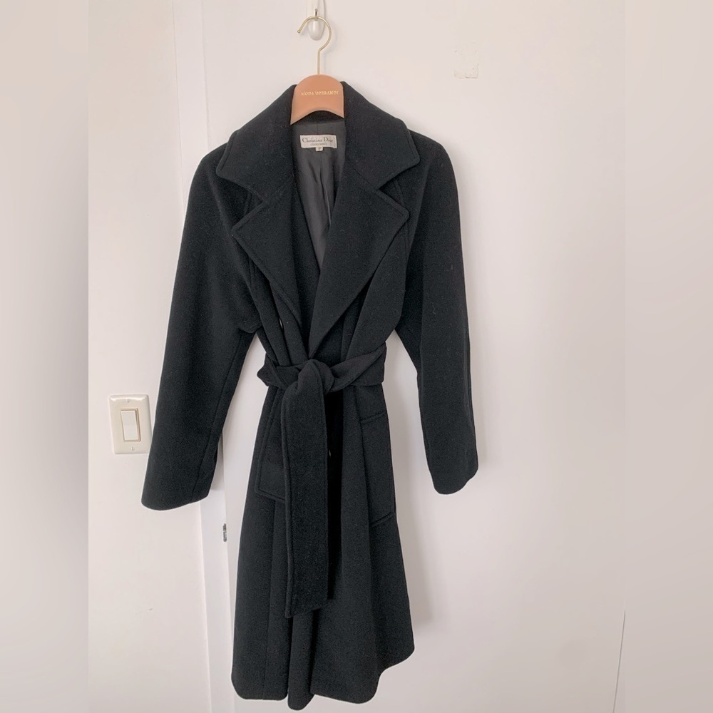 Christian Dior women classic wool coat with belt